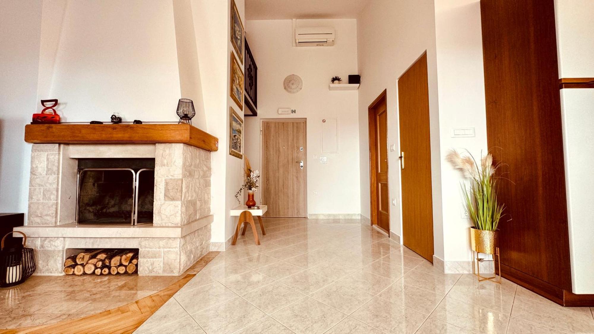 Penthouse Lapis Apartment Split Ngoại thất bức ảnh